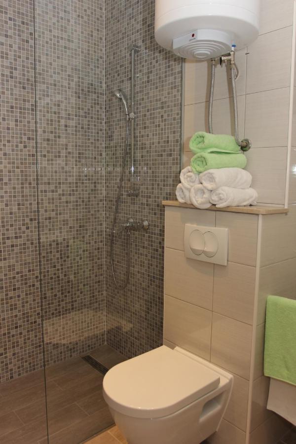 Apartment House Vitaic スペタル エクステリア 写真